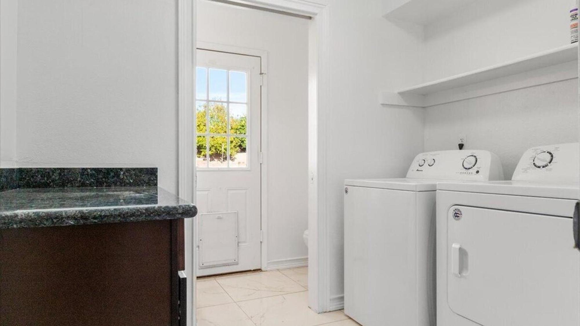 Stunning 3-bdrm In Great Location Wpool * Scottsdale